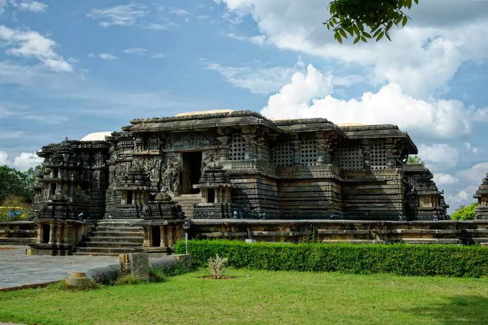 Hoysaleswara Temple, Halebidu