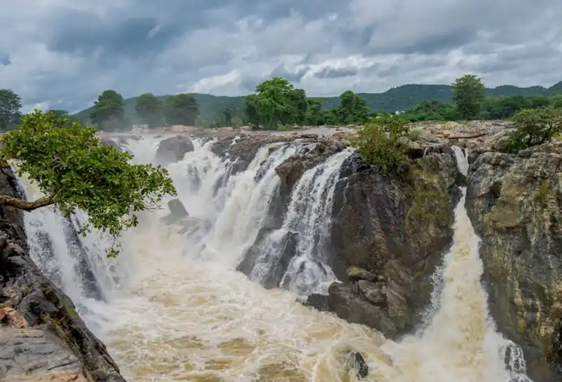 Hogenakkal Waterfalls